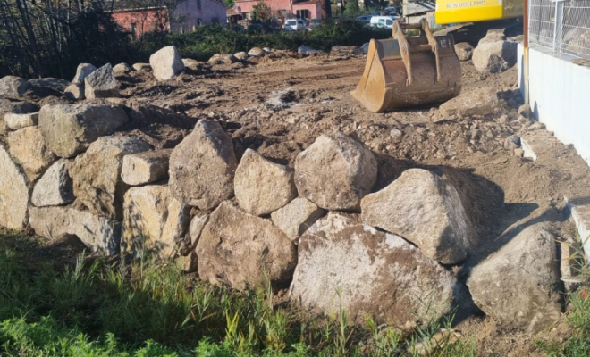 Enrochement à Lecci , Porto-Vecchio, D.T.P