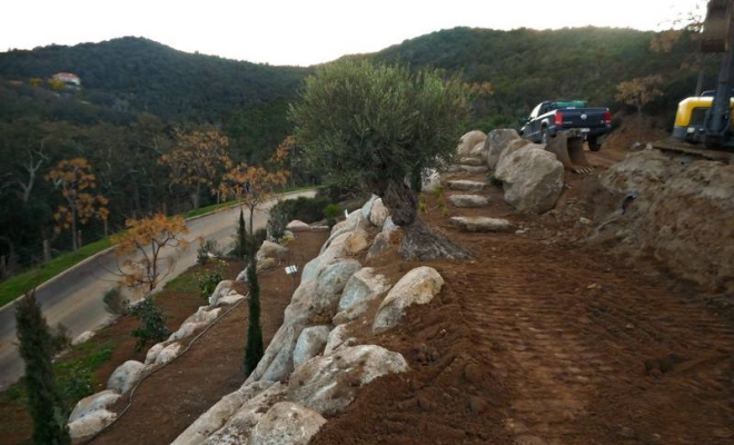 Enrochement de soutènement pour stabiliser les terrains, Porto-Vecchio, D.T.P
